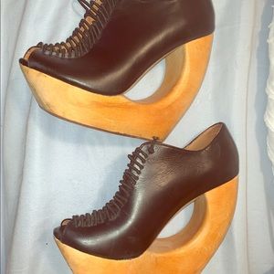 Used Jeffrey Campbell black and wood wedge